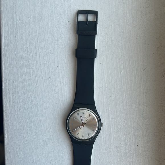 Swatch Original black watch with silver face - Picture 2 of 5